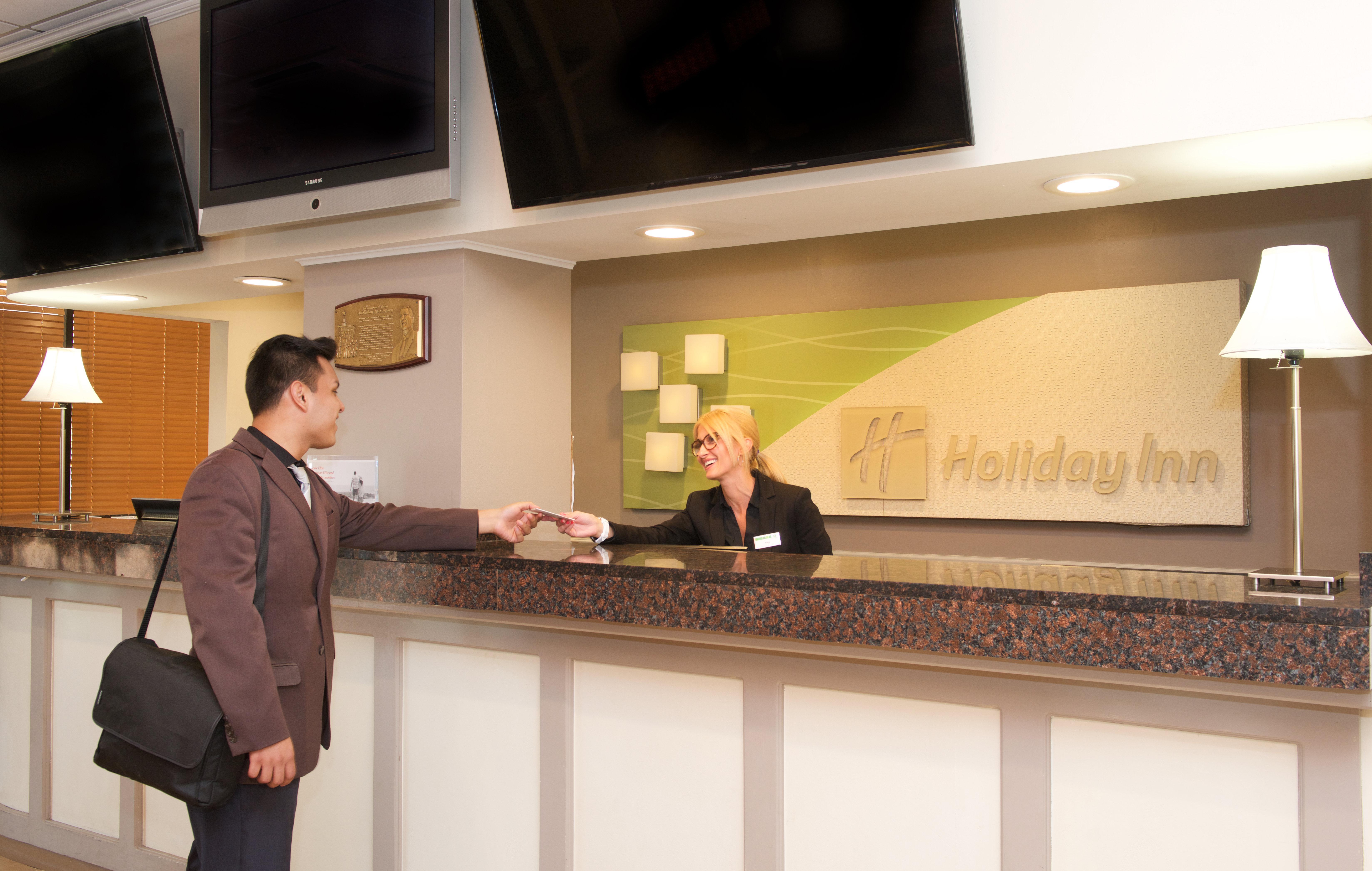 Holiday Inn Hotel & Suites Chicago - Downtown, An Ihg Hotel Dış mekan fotoğraf