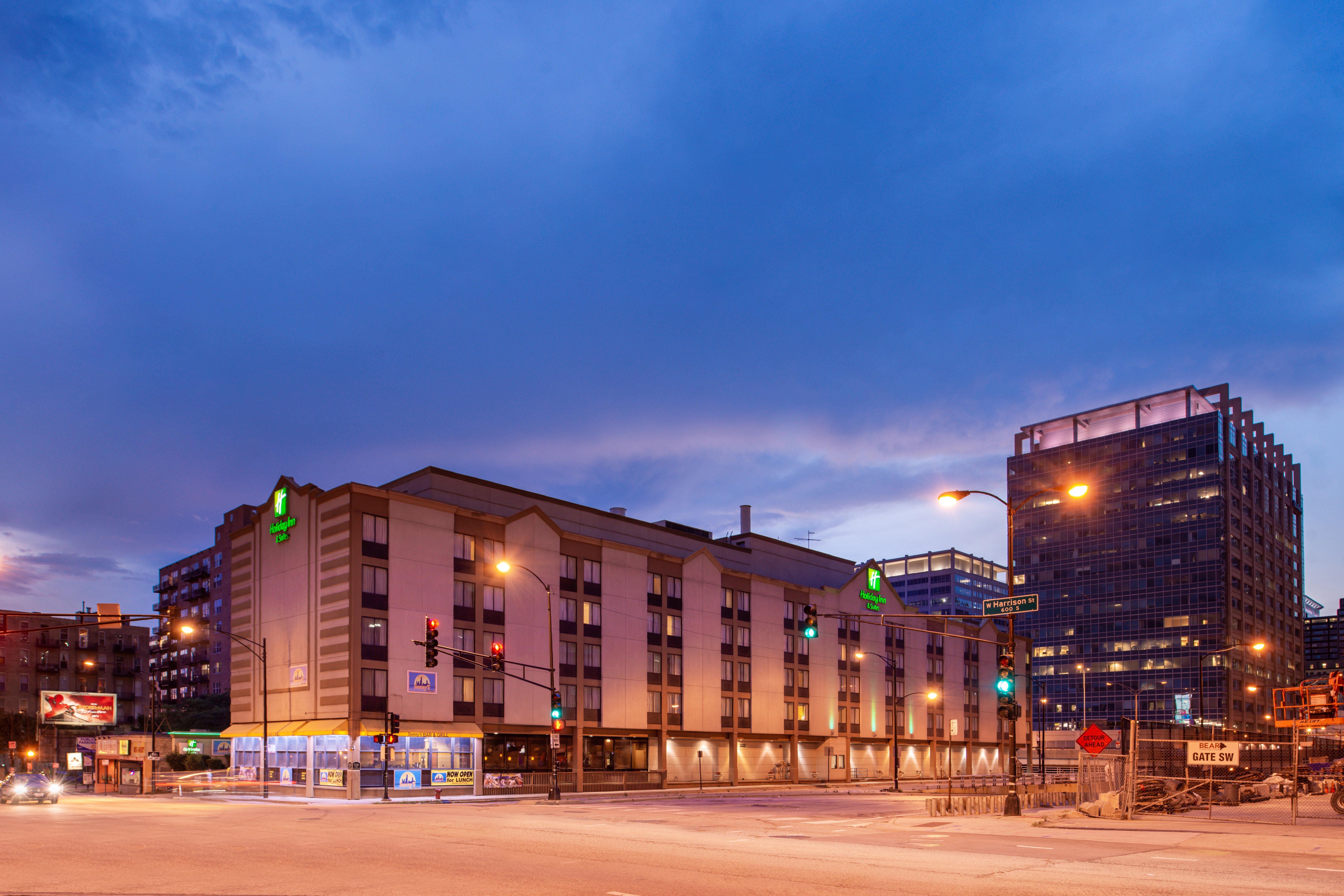 Holiday Inn Hotel & Suites Chicago - Downtown, An Ihg Hotel Dış mekan fotoğraf